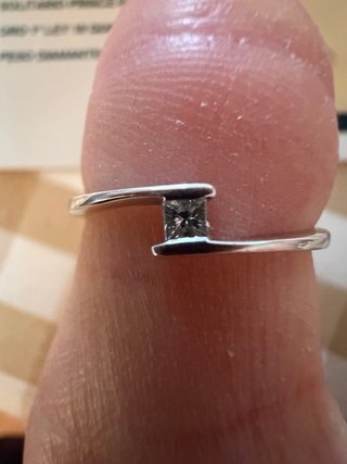 Anillo Oro Blanco 18k y diamante Corte Inglés