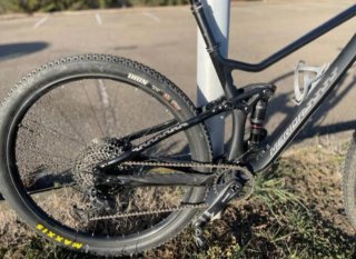MTB Carbono Doble Suspensión 1500km