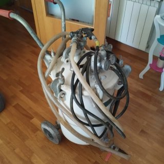 Máquina de pintura/gotelé con ruedas