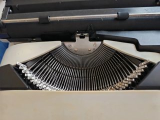 Máquina de escribir antigua