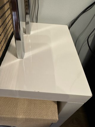 Estantería blanca lacada de suelo