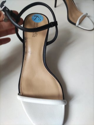 Tacones Michael Kors Talla 37.5