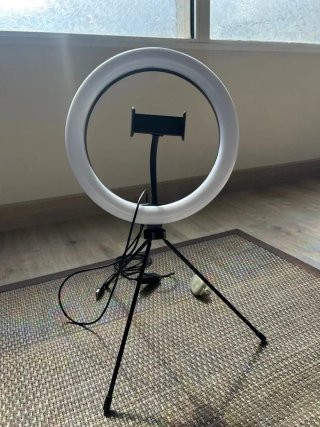 Aro de luz LED con trípode