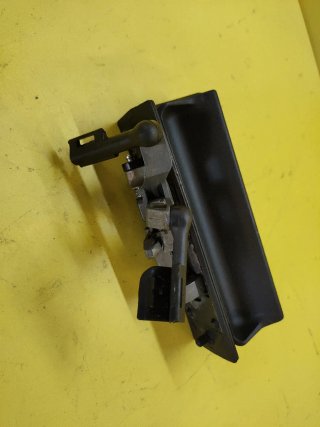 MANETA TIRADOR PUERTA MALETERO SEAT TOLEDO II