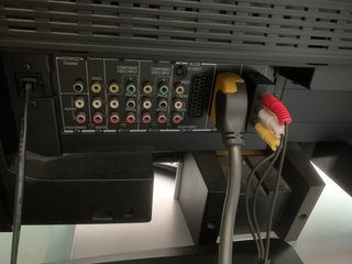 Televisor Toshiba LCD 32WL36P Incluye pedestal