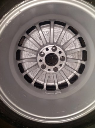 Llantas Mercedes 190e