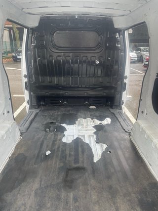 Nissan NV200 2015