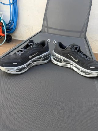Nike Vomero Plus Negro/Plata