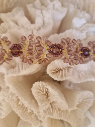 Gargantilla choker de pedrería rosa