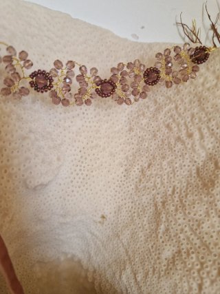 Gargantilla choker de pedrería rosa