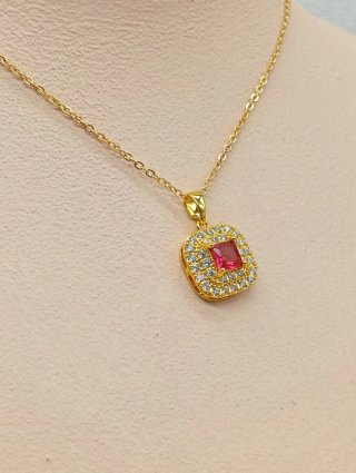 Collar Acero Bañado Oro 18k con Piedra Roja