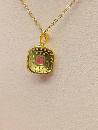 Collar Acero Bañado Oro 18k con Piedra Roja