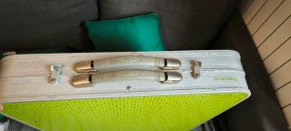Mesa Camping Quechua + 4 Taburetes Plegables