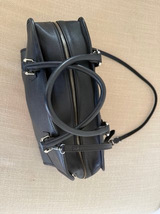 Bolso Loewe Amazona Negro con Logo Rojo