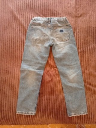 Pantalón vaquero Zara desgastado