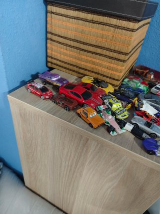 Lote coches de juguete negociable