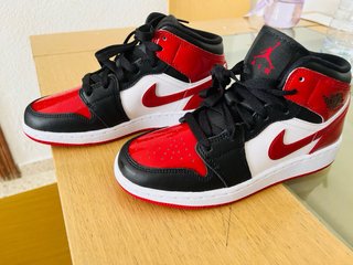Scarpe da tennis Jordan nuove e mai usate