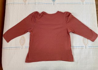 Camiseta Mango manga abullonada color ladrillo