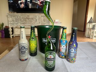 Botellas y cubitera Heineken