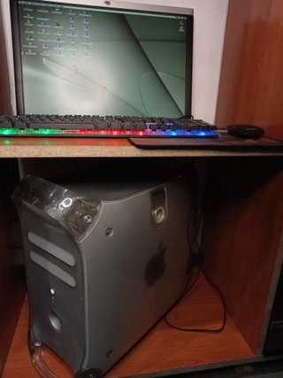 Apple Power Mac G4 Quicksilver 733MHz Retro Diseño