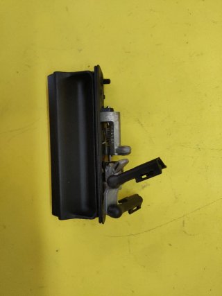 MANETA TIRADOR PUERTA MALETERO SEAT TOLEDO II