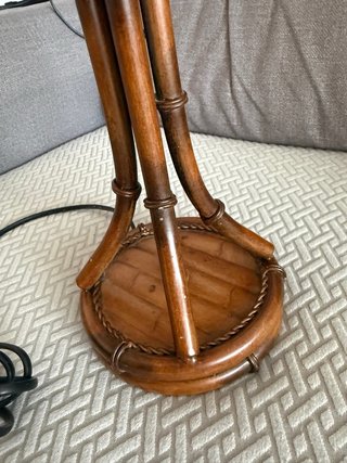 Lámpara de mesa metal imitación bambú