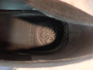 Zapatos de ante, de Guess Talla 37 Negros