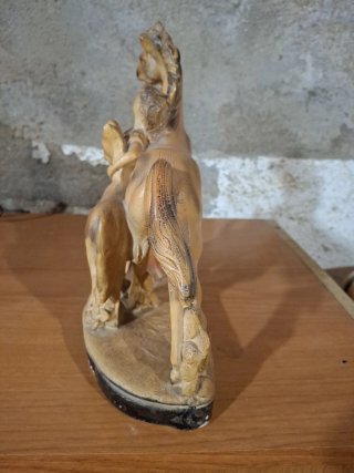 Figura mujer y caballos Made in Italy