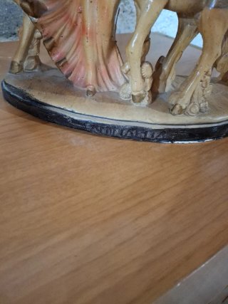Figura mujer y caballos Made in Italy