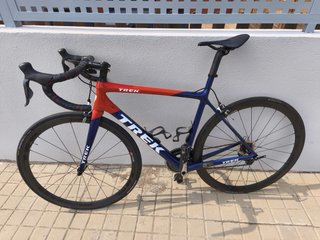 Bicicleta Trek Madone Cambio Eléctrico
