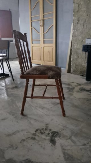 6 Sillas de comedor de madera y tela
