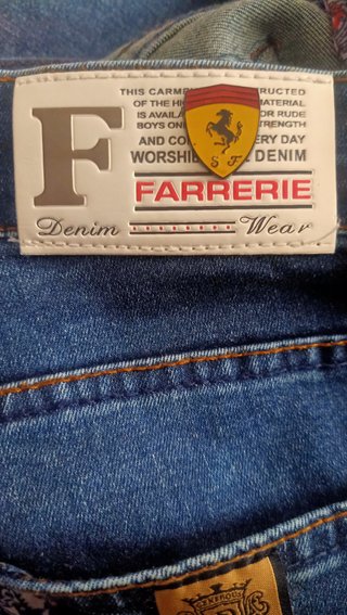 Pantalón corto Farrerie