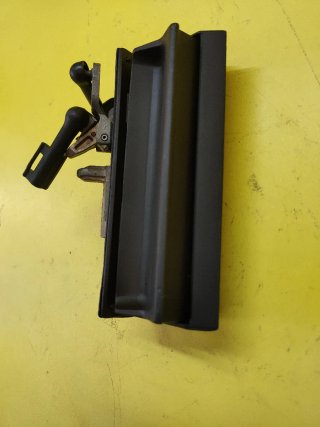 MANETA TIRADOR PUERTA MALETERO SEAT TOLEDO II