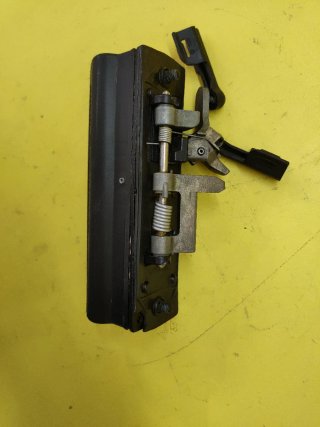 MANETA TIRADOR PUERTA MALETERO SEAT TOLEDO II