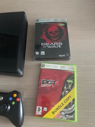 Consola Xbox 360 + 2 Mandos + Juegos