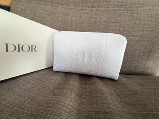 Neceser Dior Beauty Blanco nuevo (motivo Cannage)