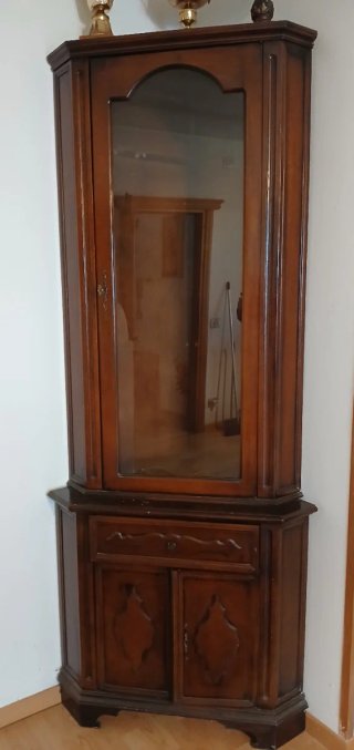 Credenza angolare vintage porta fucili