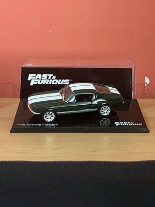 Maqueta Ford Mustang Fastback Fast & Furious
