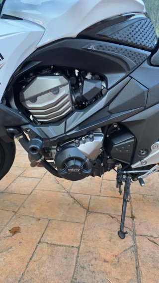 Kawasaki Z800 E 2015 Limitada A2