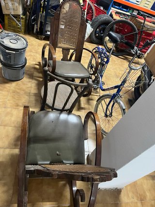 Lote 2 Mecedoras Thonet y Silla