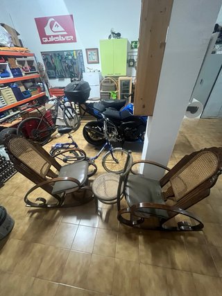 Lote 2 Mecedoras Thonet y Silla