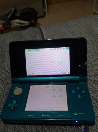 Nintendo 3DS Aqua con funda y cargador