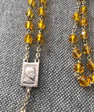 Rosarios de cristal de Murano morado y amarillo