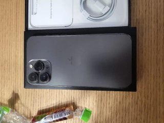 Scambio iPhone 13 Pro Max 256 GB con Huawei - Honor