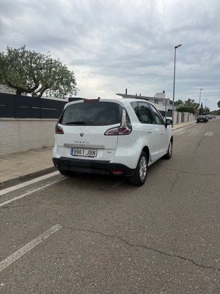 Renault Scenic 2015