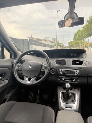 Renault Scenic 2015