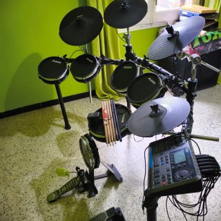 Batería Eléctrica Alesis DM10