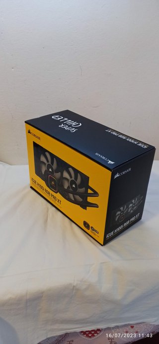 Dissipatore Liquido Corsair iCUE H100i RGB PRO XT