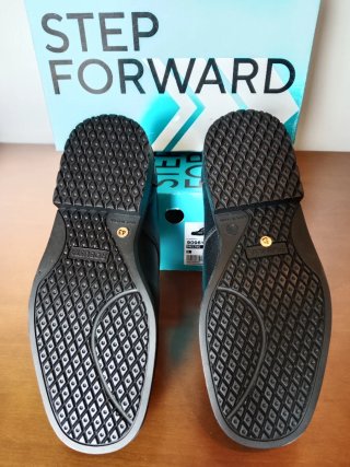 Zapatos de seguridad ROBUSTA negros