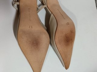 Zapatos Pronovias Beige y Dorado Talla /37/